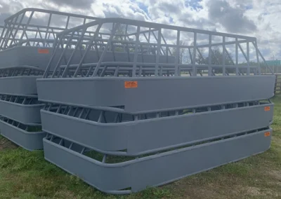 Level Welding 3-bale Feeder pic